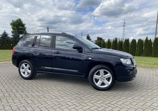 Jeep Compass cena 42900 przebieg: 163000, rok produkcji 2011 z Kutno małe 781